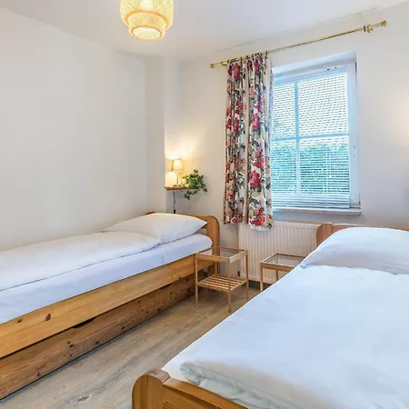 Haus Jenny H 4a 아파트 *